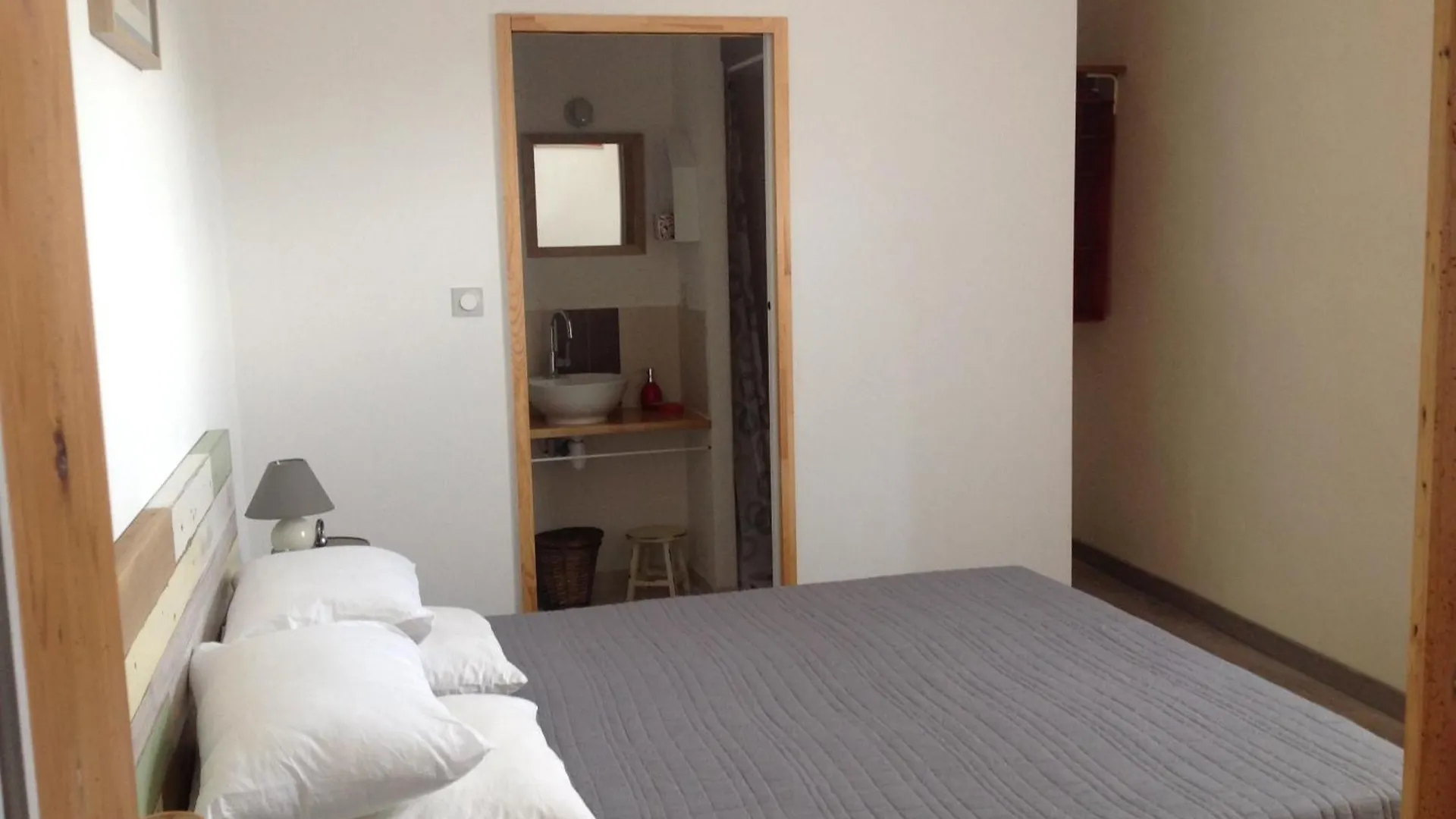 Le Secadou Chambres Et Table D'Hotes Bournazel  Bed & Breakfast Bournazel (Tarn)